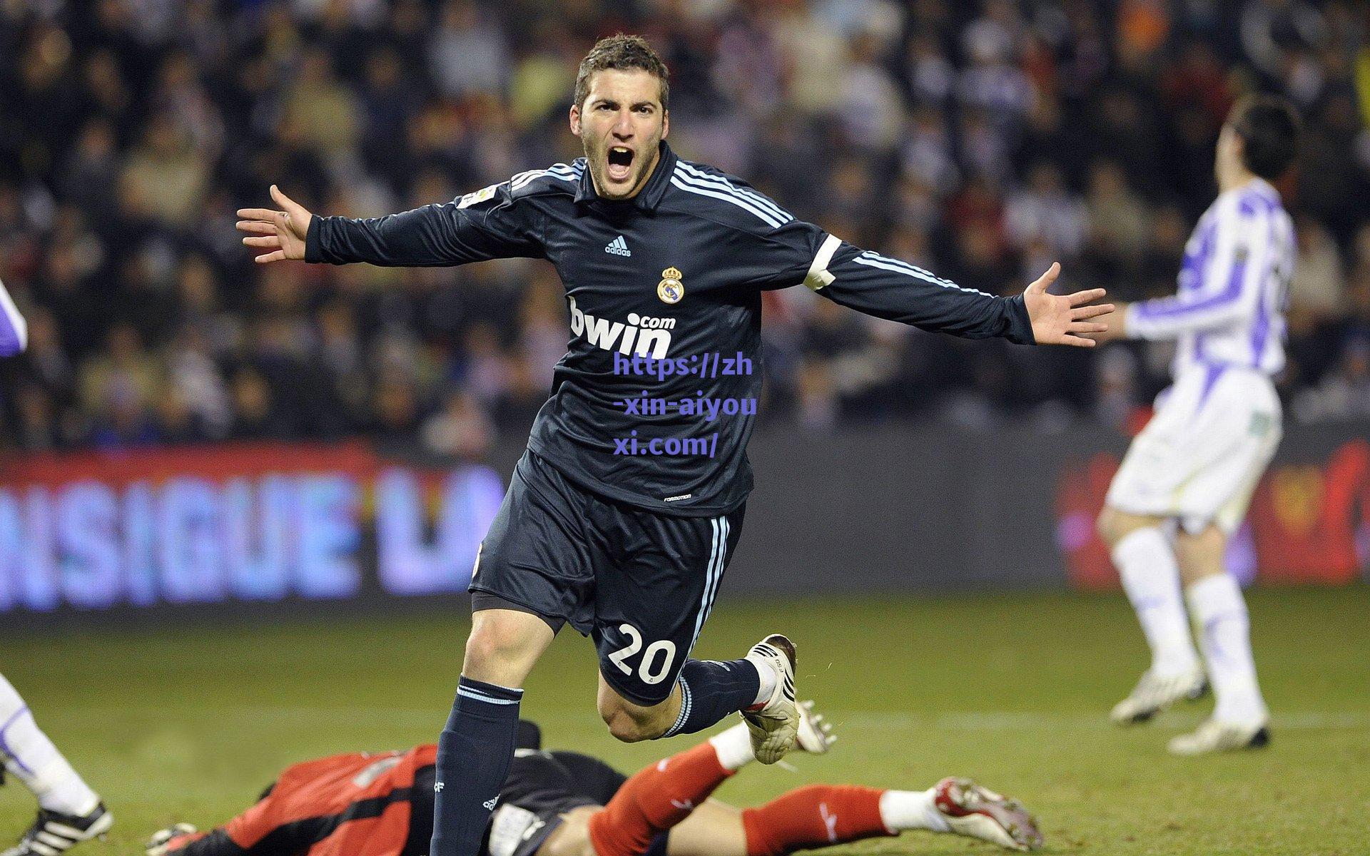 再放狂言！爱德华兹：以前的球员都没技术 乔丹例外